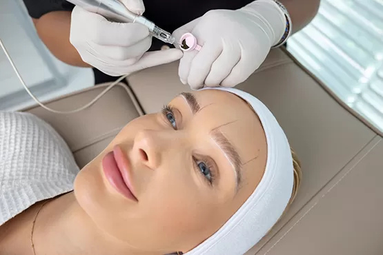 Semi-Permanent Make-Up